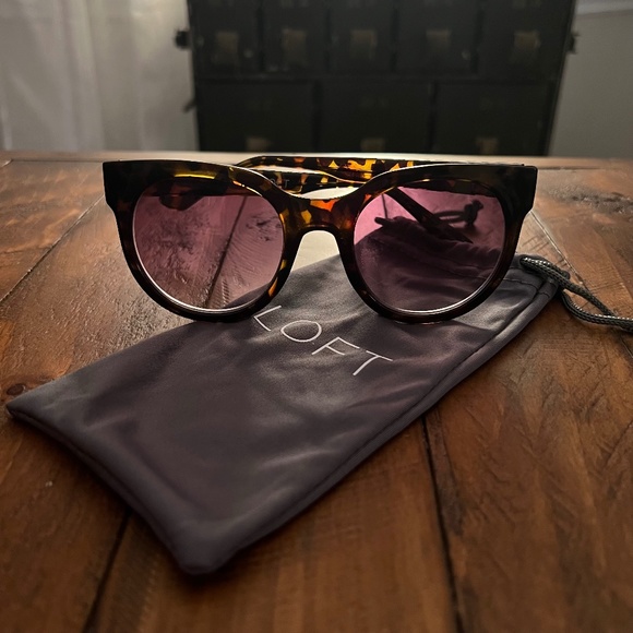 LOFT Accessories - NWOT LOFT Oversized Tortoise Shell Sunglasses